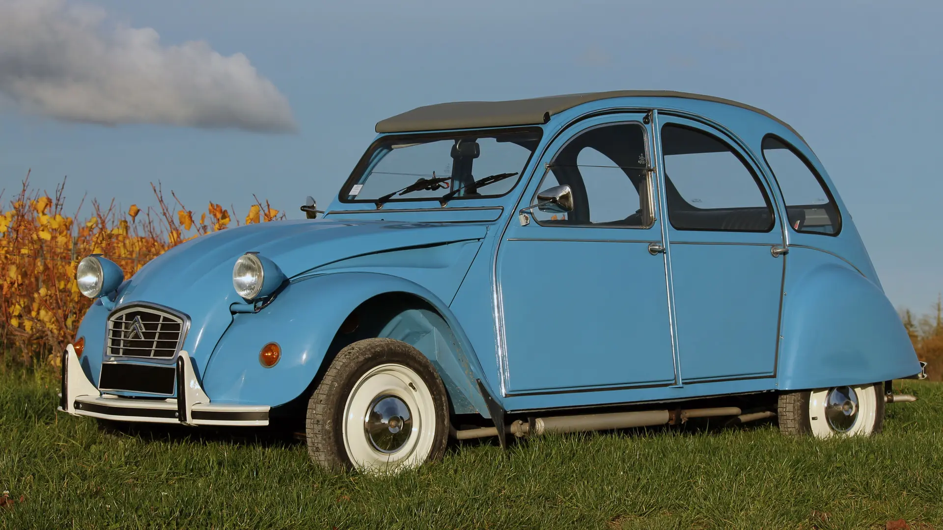 2CV - Champagne Retro Tour 8