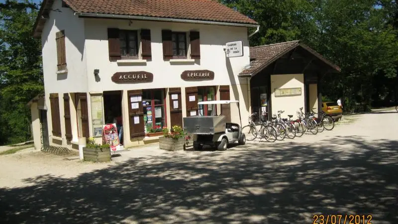 Camping de La Forêt - Arrigny