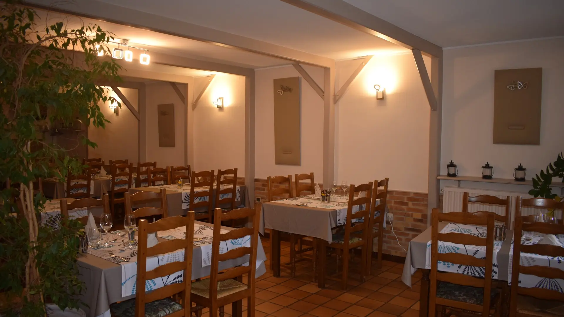 notre salle de restaurant - Auberge du Cheval Blanc