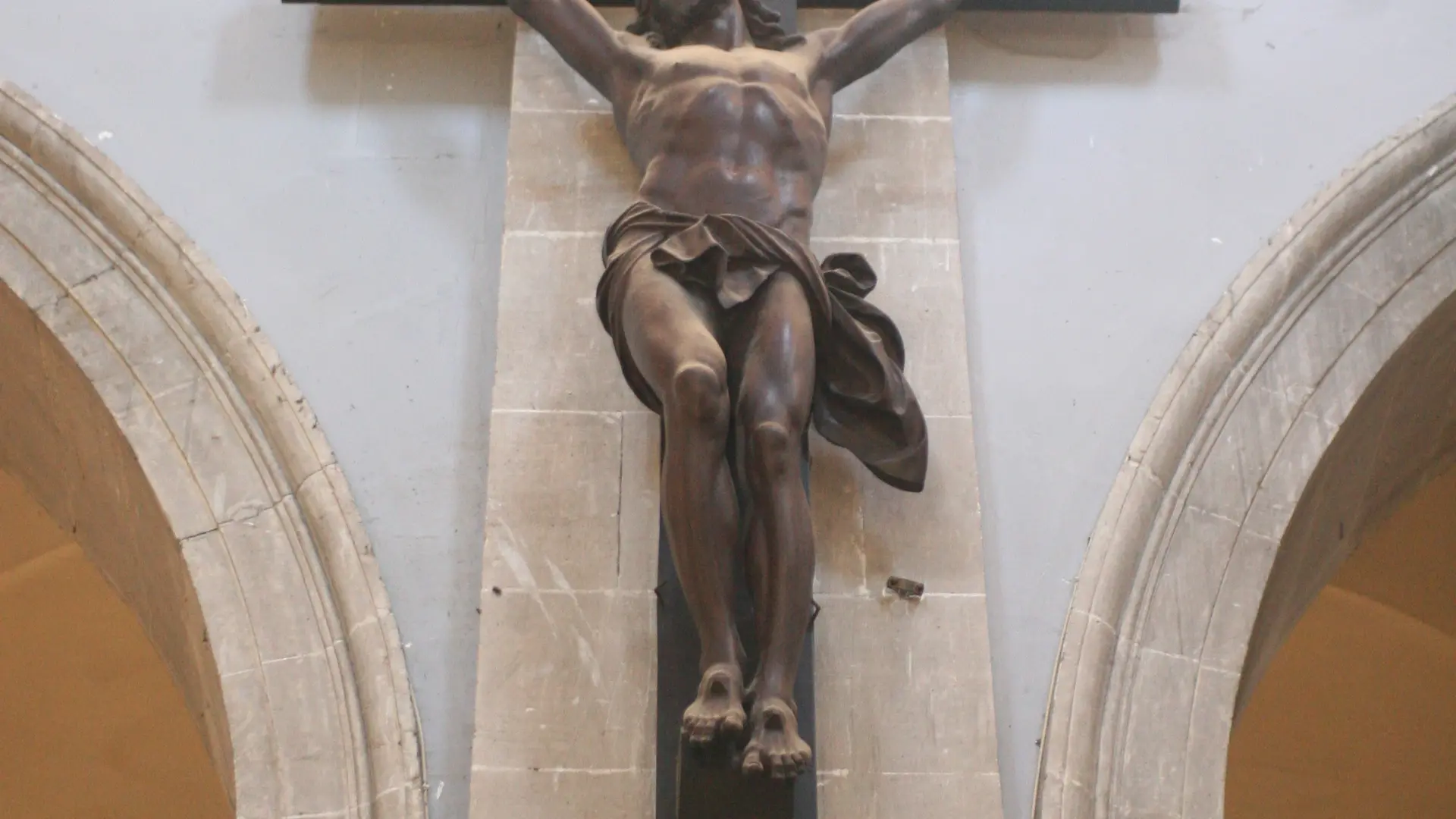église Notre-Dame Crucifix en fonte