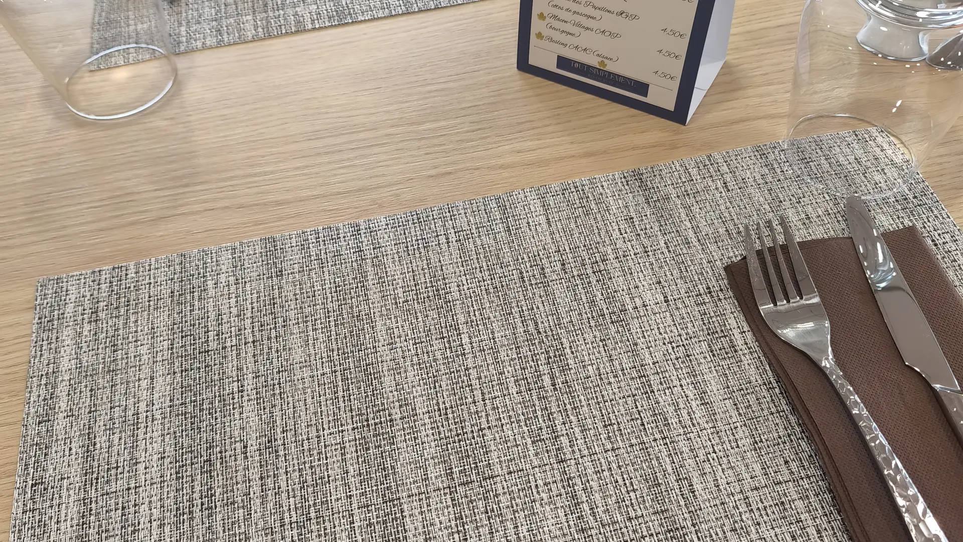 Restaurant Tout Simplement - Table
