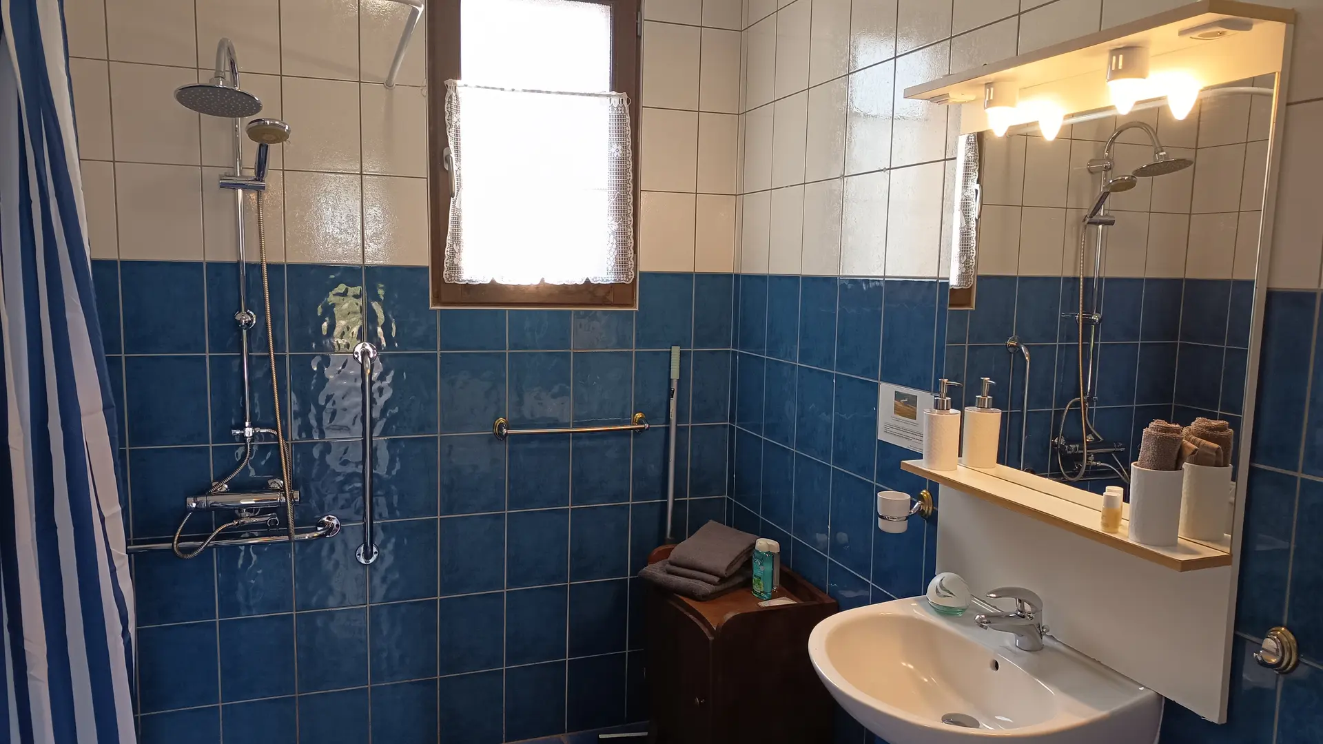 Domaine du Der - Salle de Bain Leopold et Victoria - Les Clés d'Emeraude