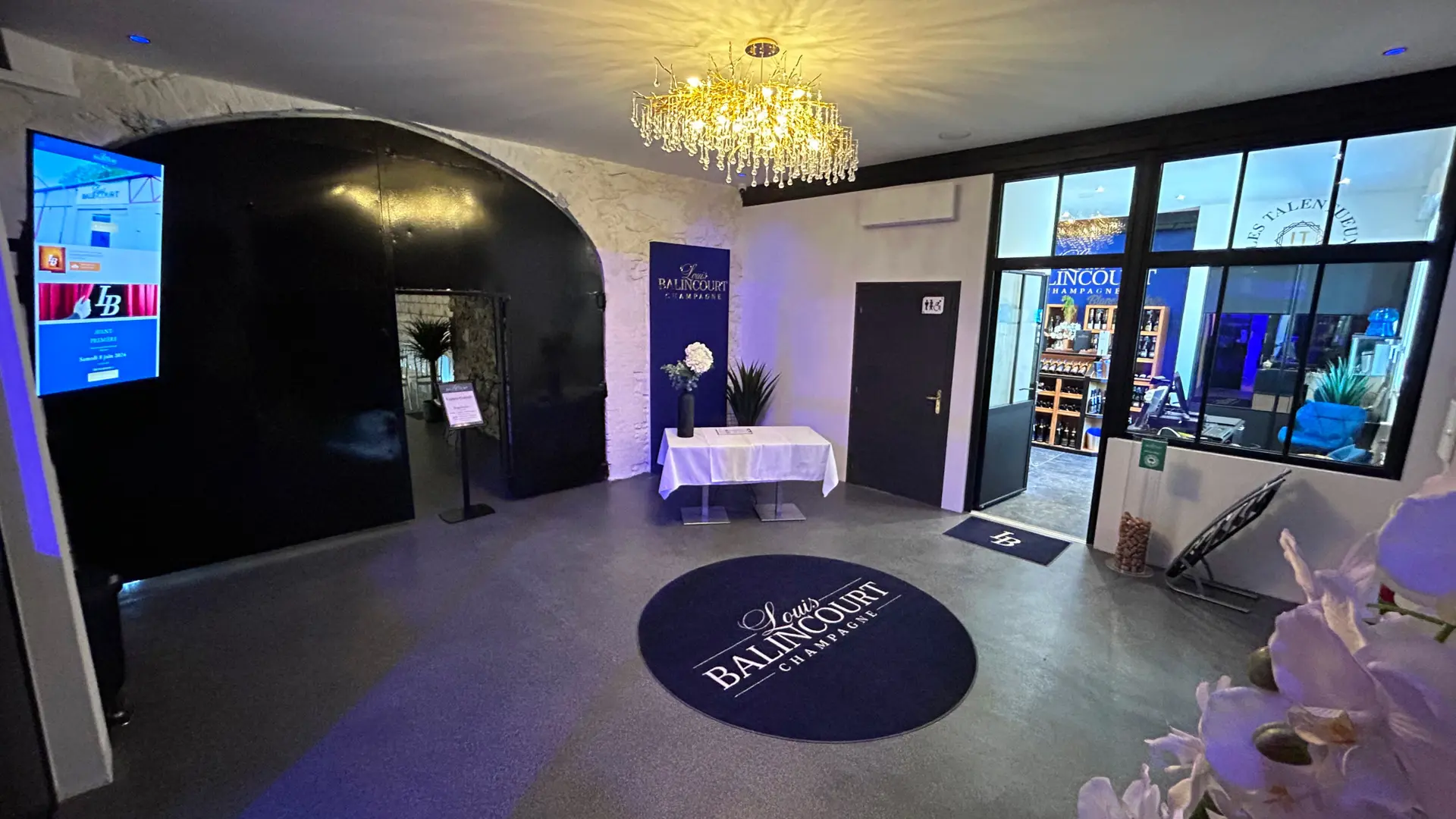 Lobby Balincourt