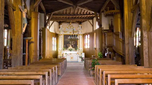 Eglise d'Outines - Intérieur