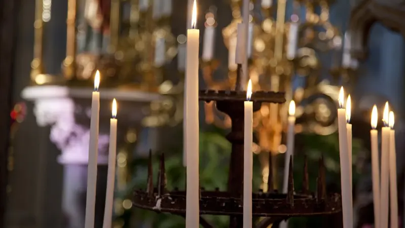 basilique-notre-dame-epine-cierges