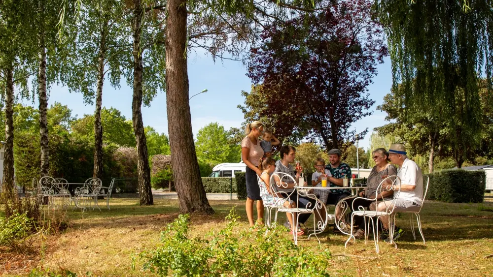 camping-terracamps-chalons-terrasse-snack-bar