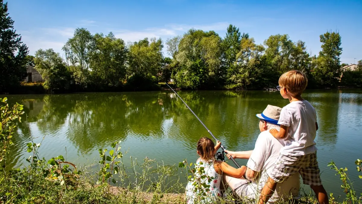 camping-chalons-terracamps-etang-peche