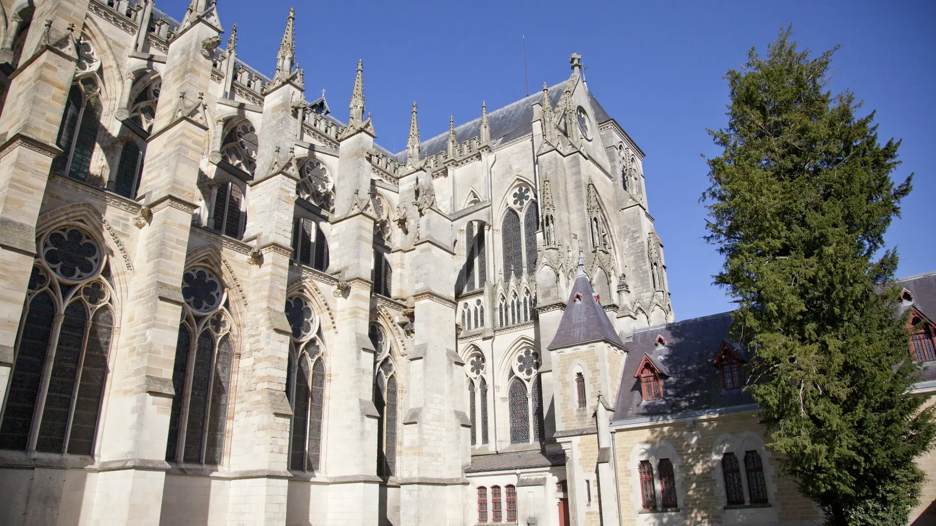 cathedrale-saint-etienne-chalons-champagne