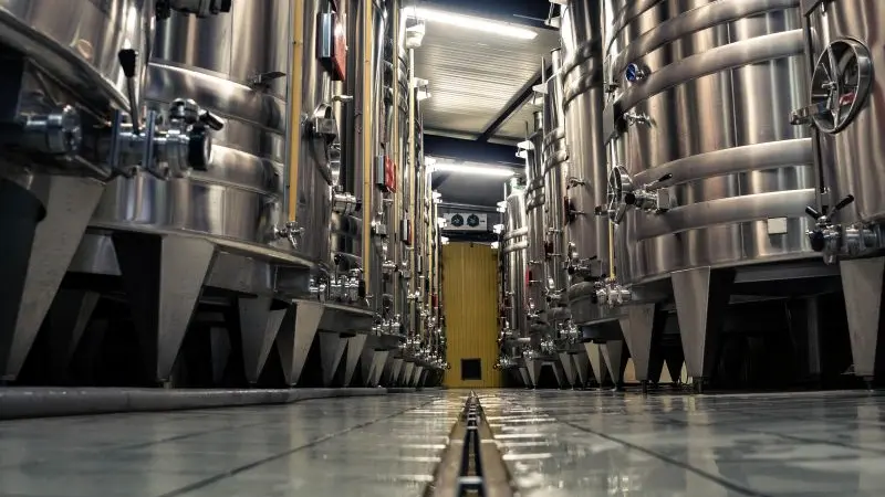 champagne-l-hoste-cuverie