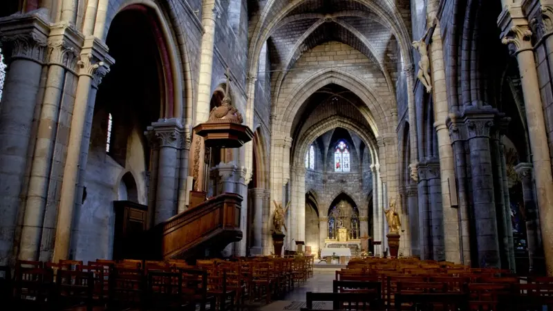 eglise-saint-alpin-chalons-champagne-interieur