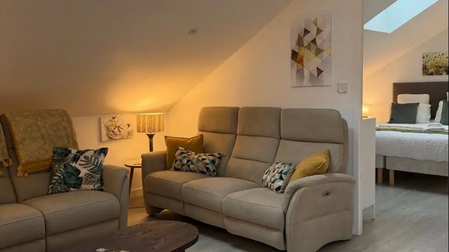 la-belle-cachette-matougues-chambre