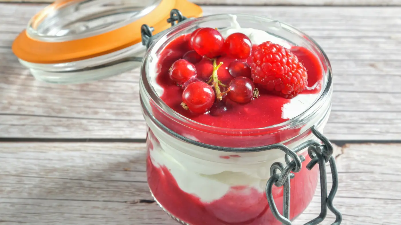 restaurant-le-paprika-fromage-blanc-coulis-fruits-rouges