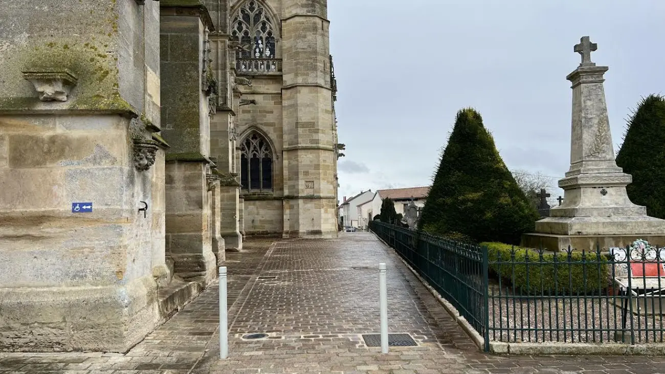 sentier-des-3-eglises-l-epine-basilique (1)