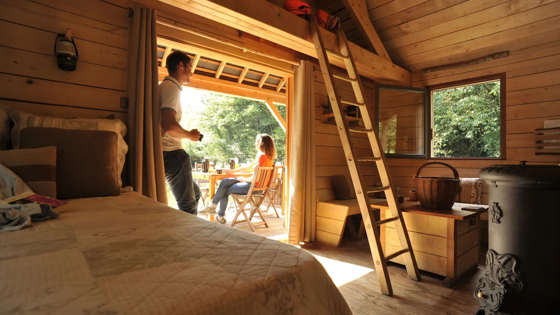 Cabane sur l'eau domaine de l'Orbière