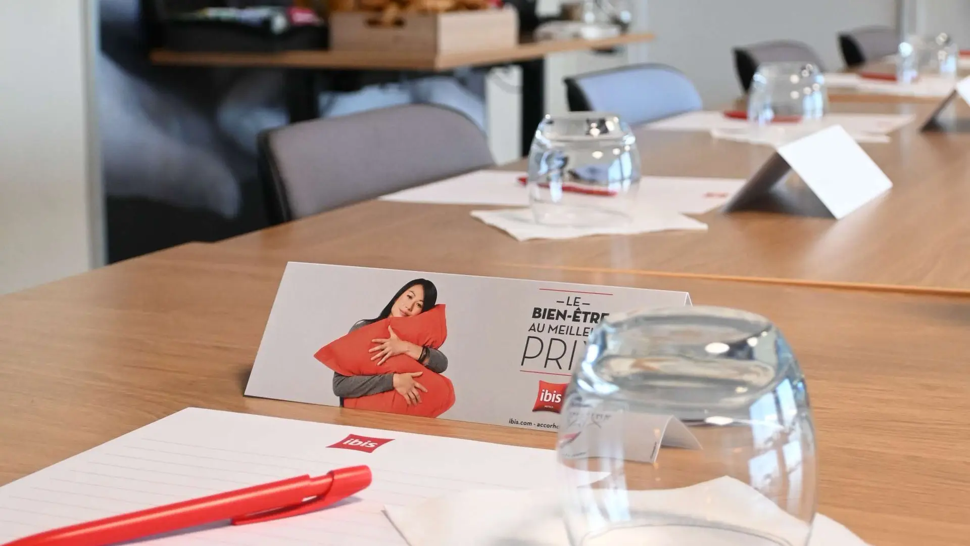 Salle de réunion 003