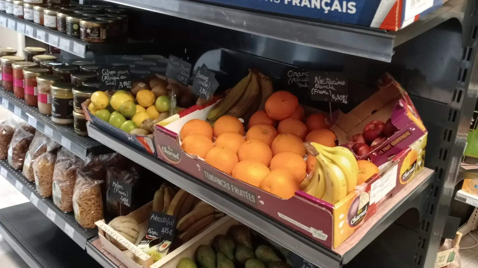Produits frais et légumes locaux