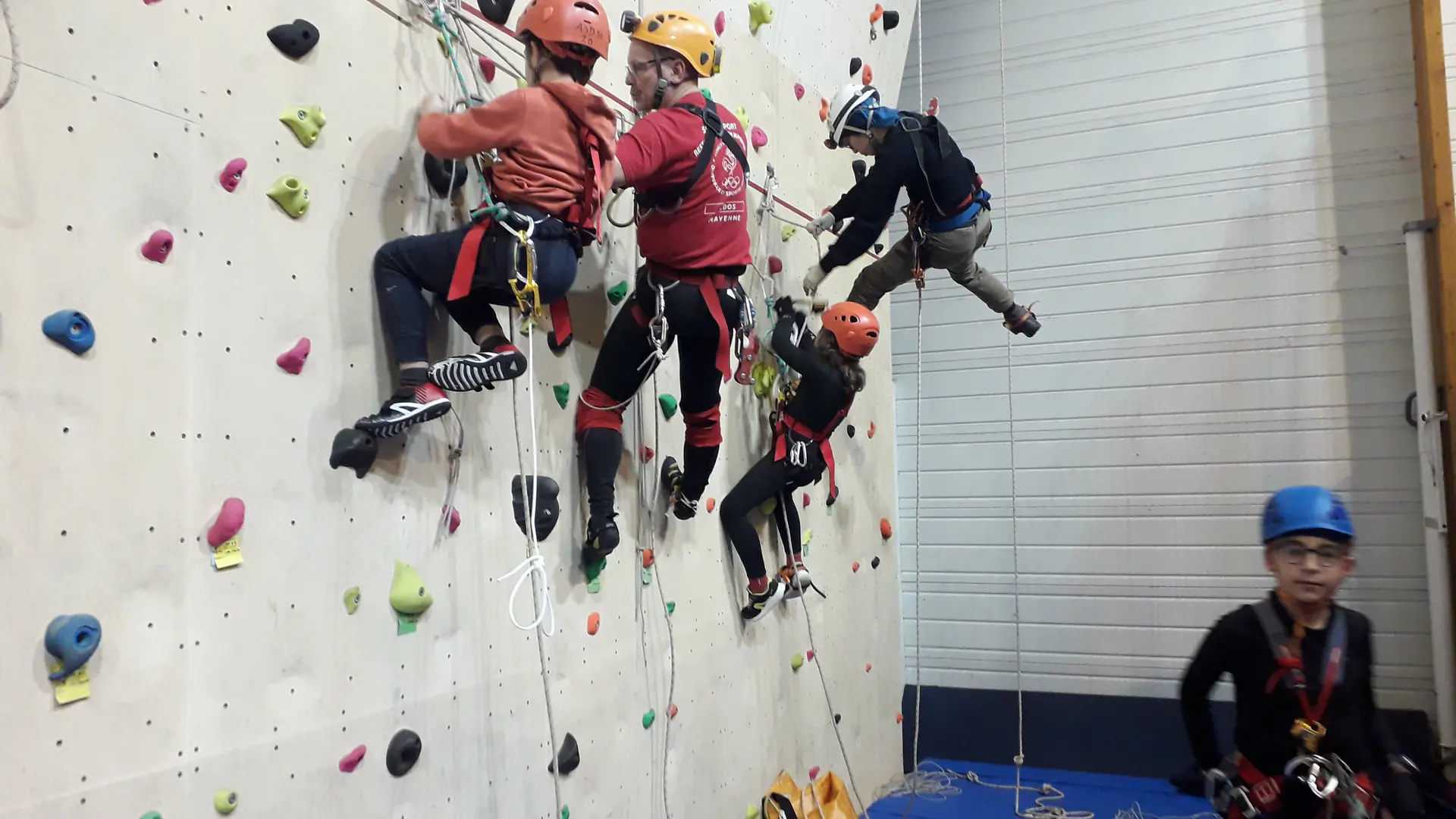 Entraînement au gymnase de Montsûrs