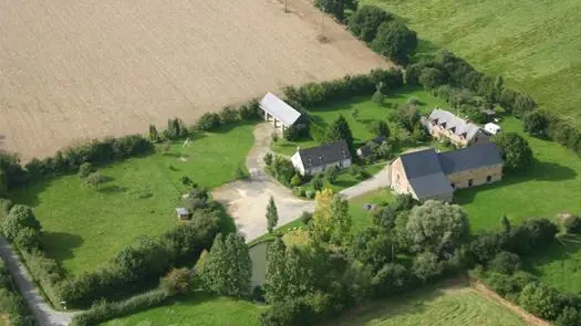 Falueres propriété vue d'avion