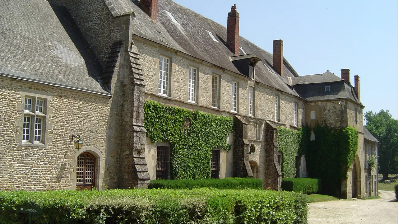 ABBAYE DE FONTAINE DANIEL