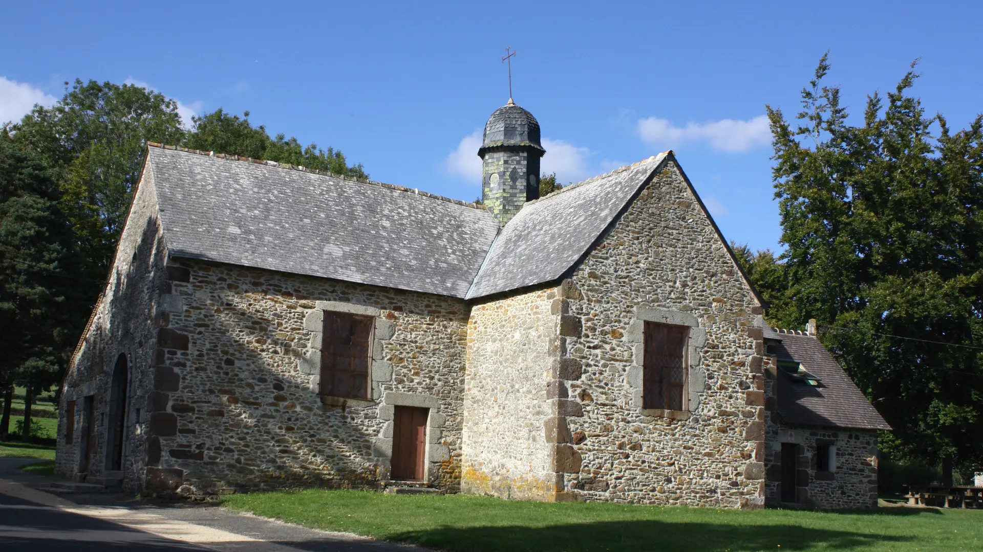 Chapelle sainte Anne Champfrémont - Copie