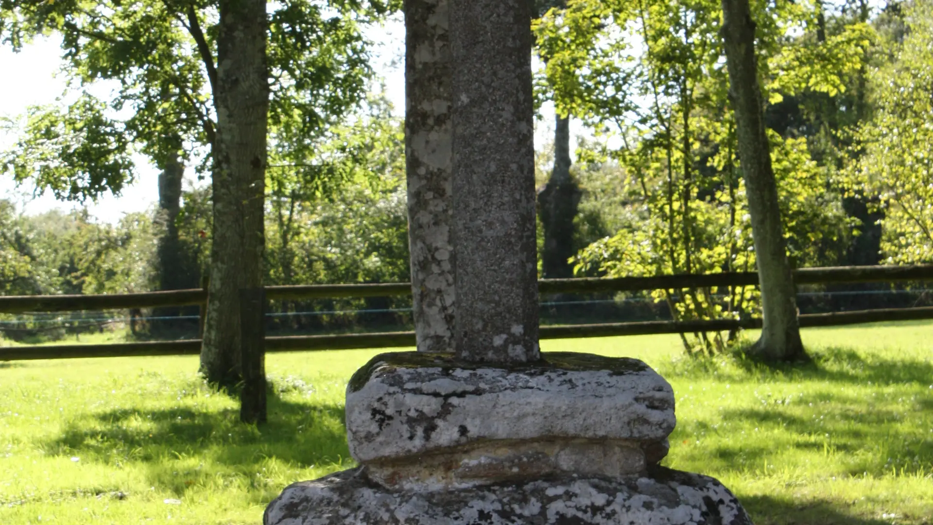 Croix Sainte Anne de Champfrémont