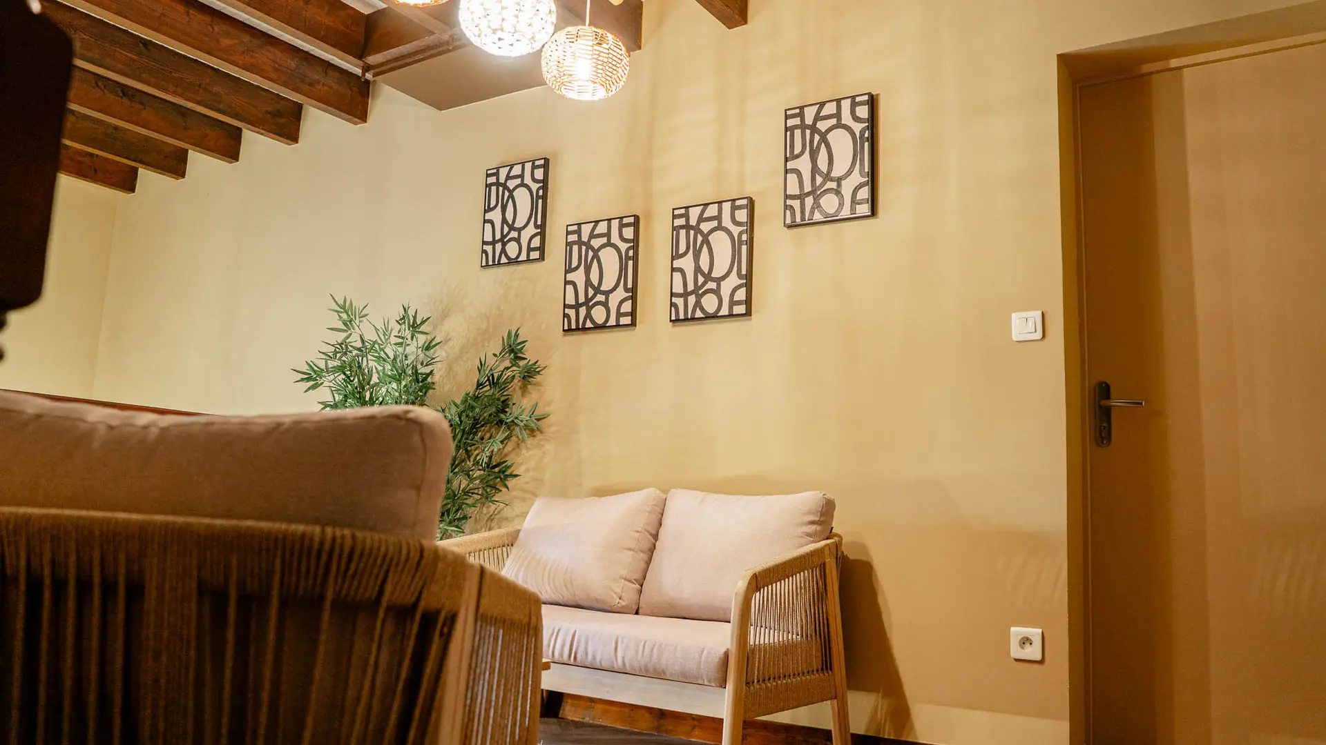 Coin Salon Domaine des Vieilles Pierres