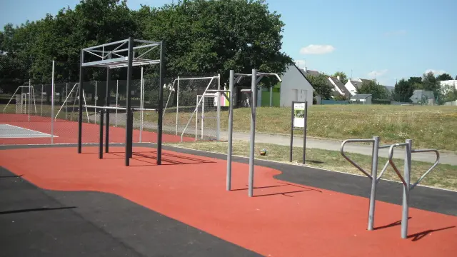 Parcours et ateliers sportifs, Stade de Reton