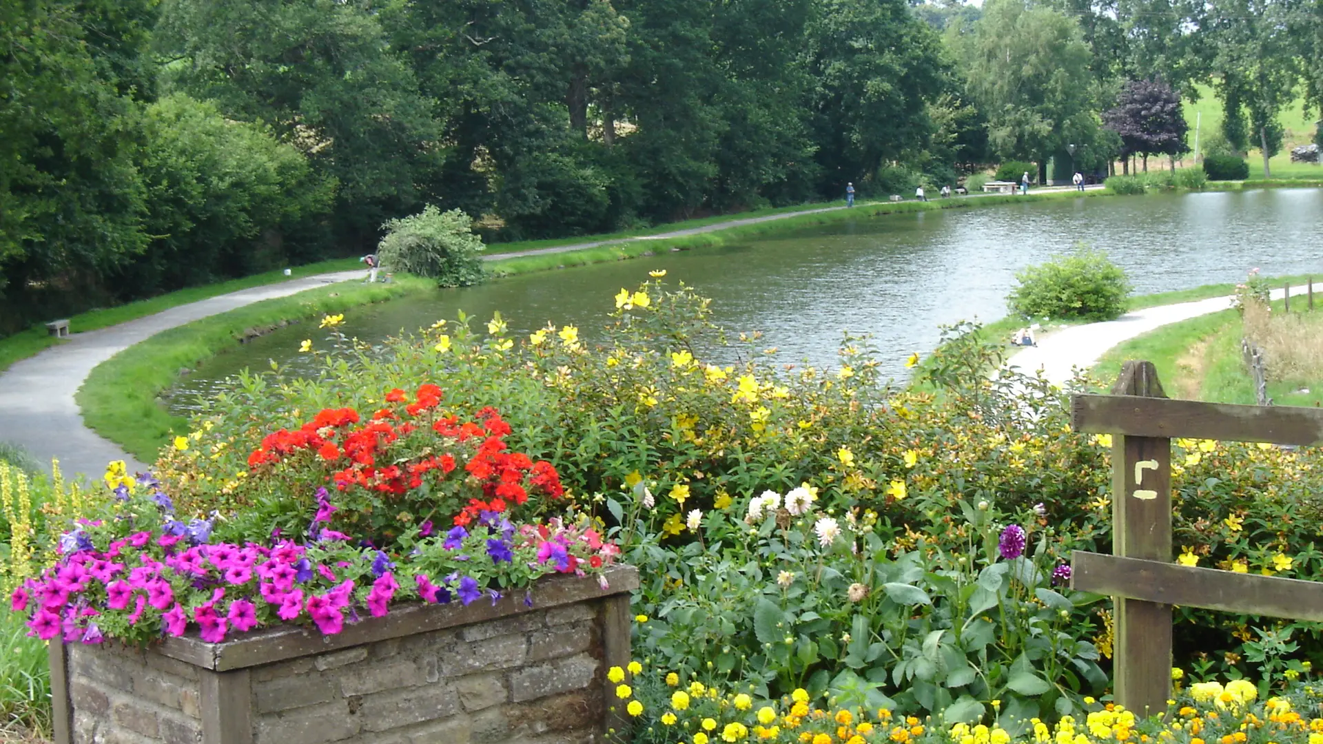 Plan d'eau la Dorée