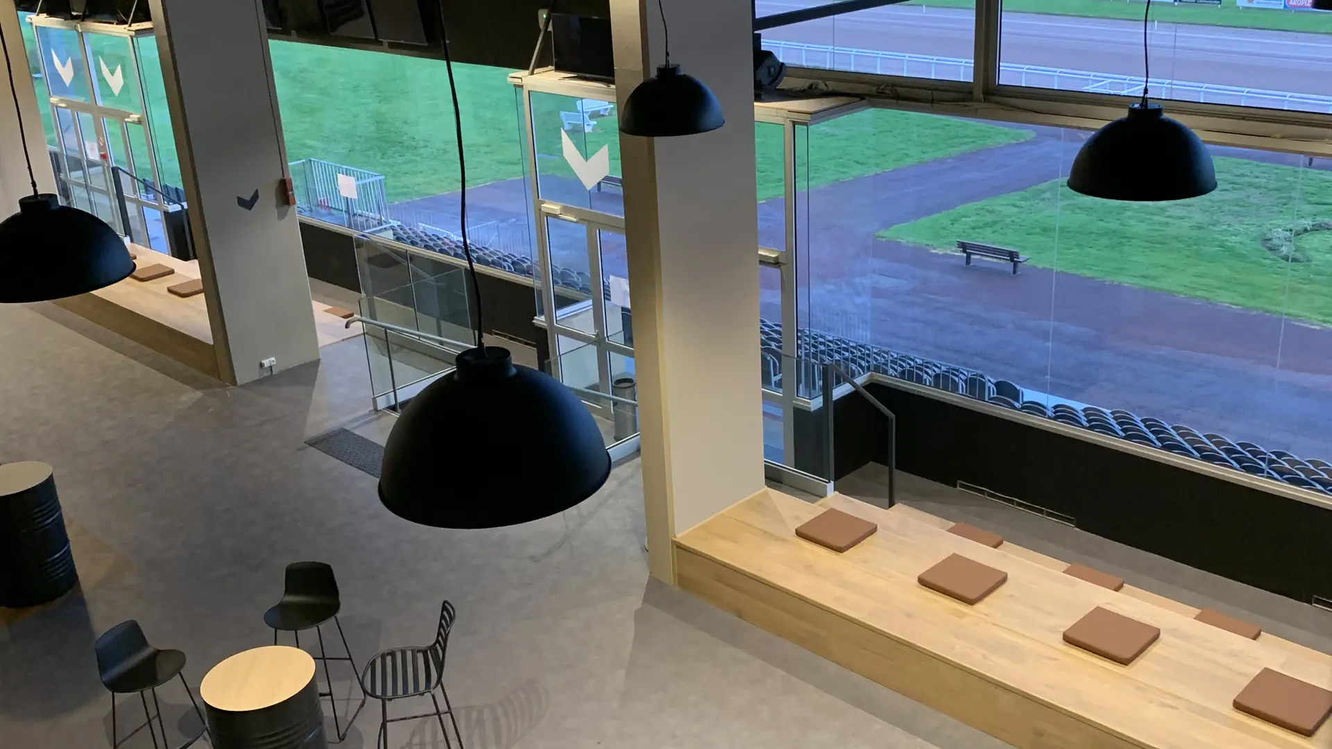 Salles Hippodrome Laval 018