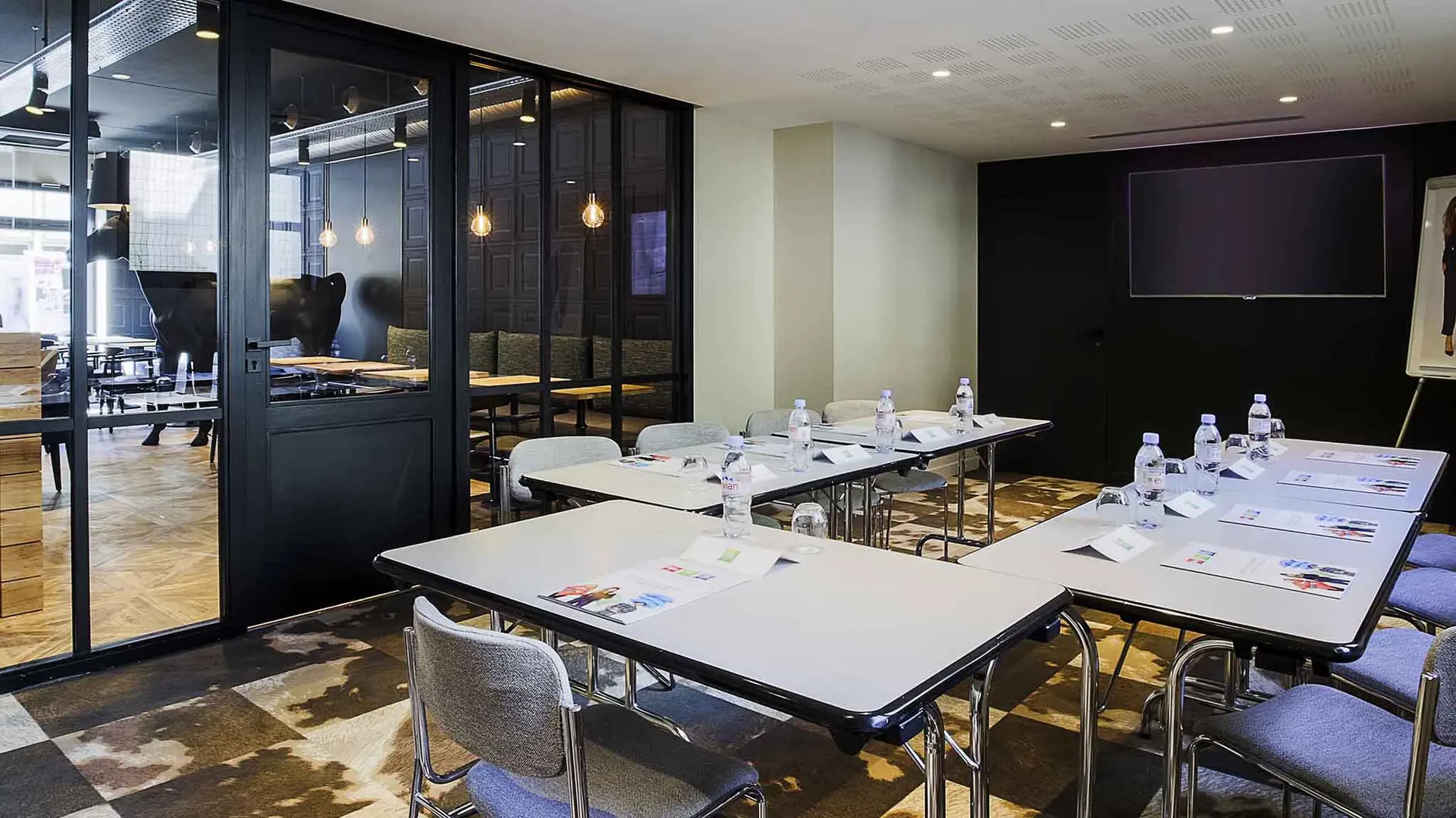 ibis Styles Laval Centre Gare