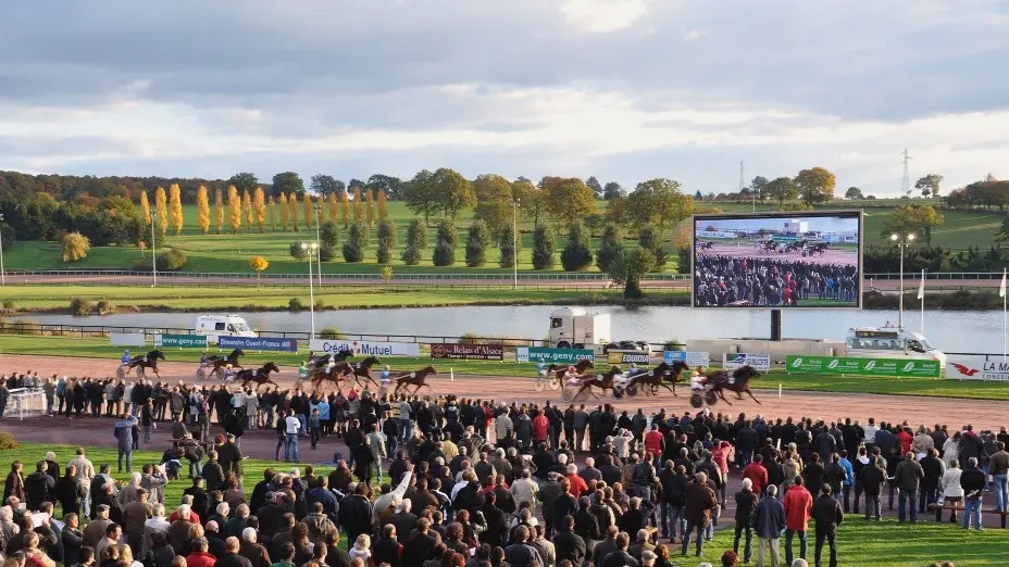 hippodrome_laval1