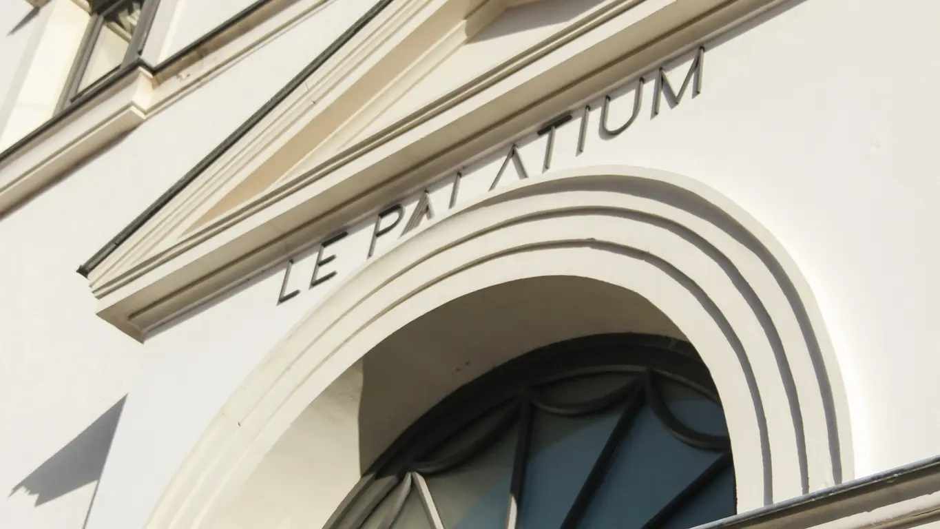 Facade Le Palatium