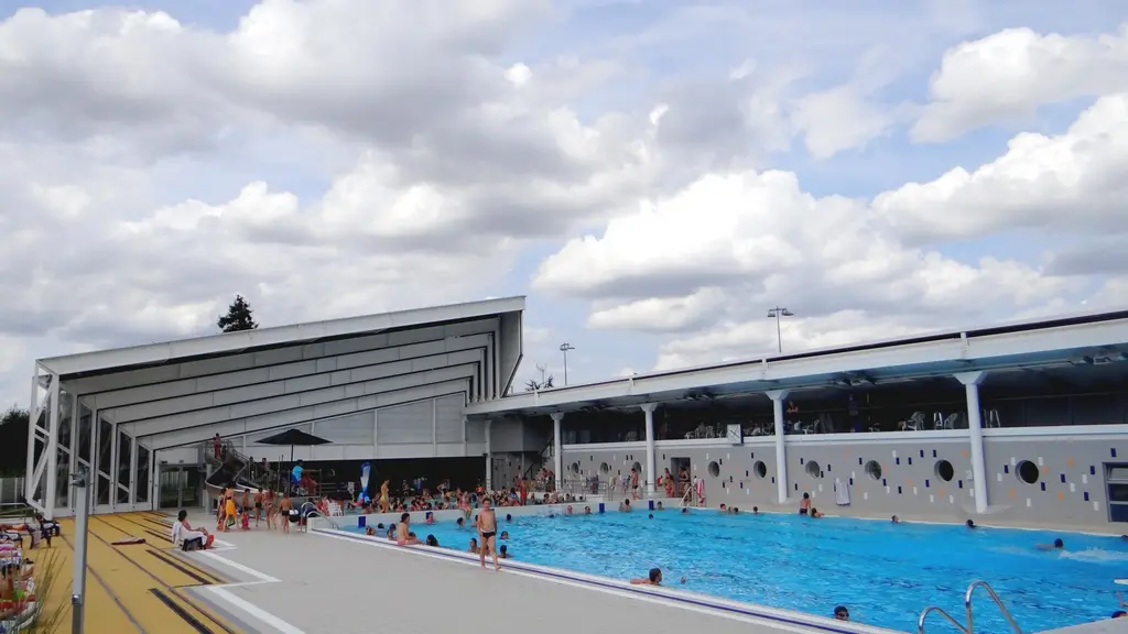 piscine-chateau-gontier-002