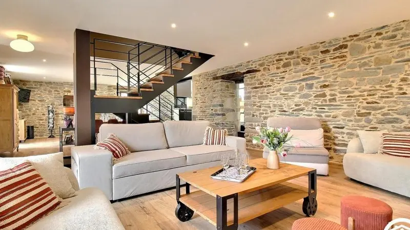 467683-0_56G650_86ee8ff74d7609bbcd475dbd56bba160