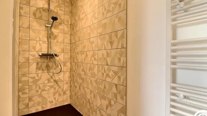 467683-20_56G650_2ca62b8d6fed4f6d687fe37699b9fe9b