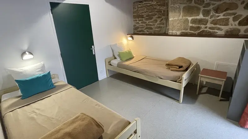 5_location_Gîte_d'étape-hostel_Ty Bihui_petit gîte chambre PMR_Pluméliau-Bieuzy_Vallée du Blavet