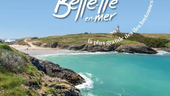 830593_couverture_guide_de_randonnees_pedestres_belle-ile