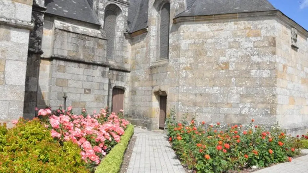 Eglise-SaintYves-Plouray-Pays-Roi-Morvan-Morbihan-Bretagne-Sud