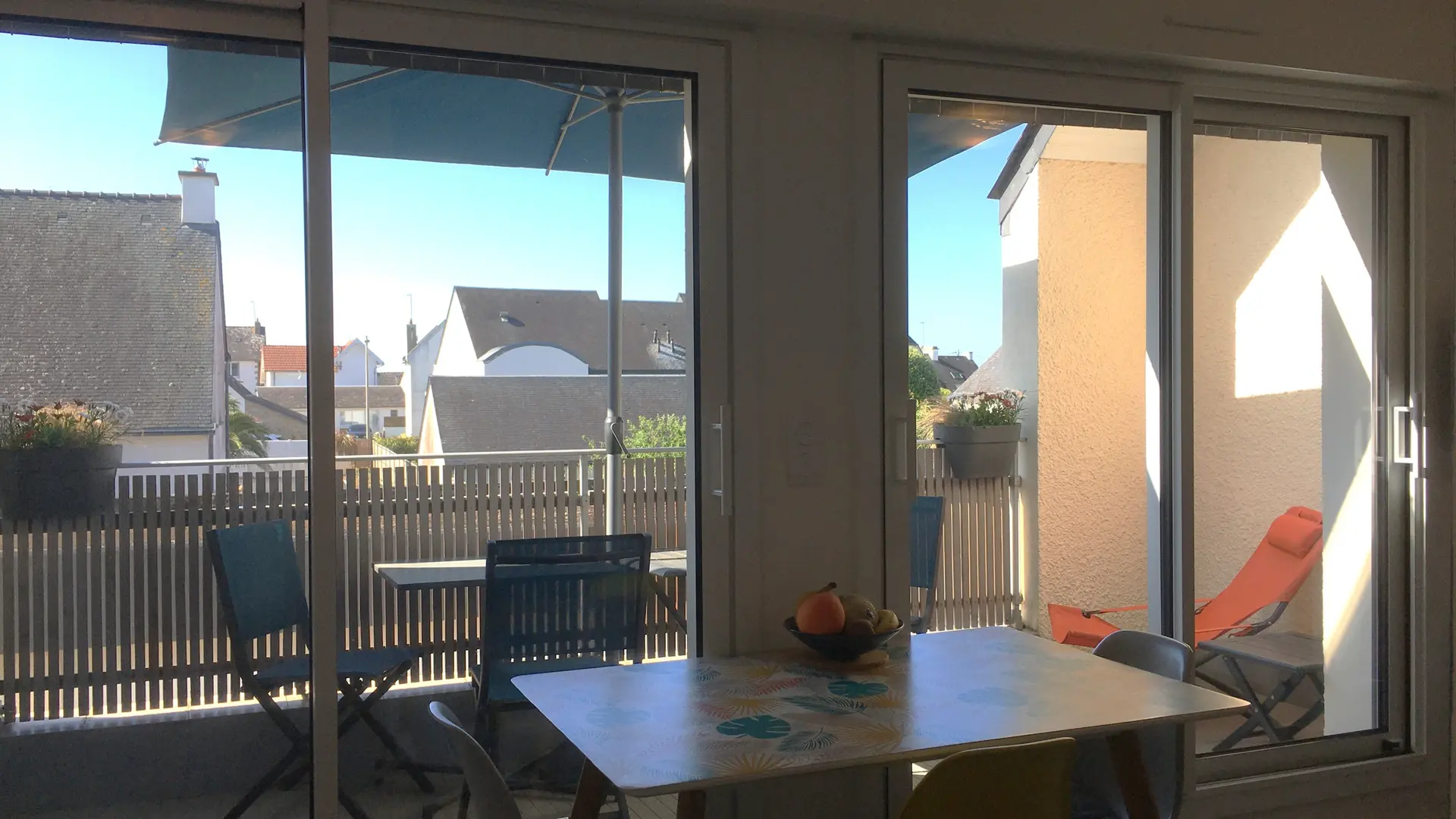 1-terrasse-balcon-dolmens-location-de-vacances-carnac