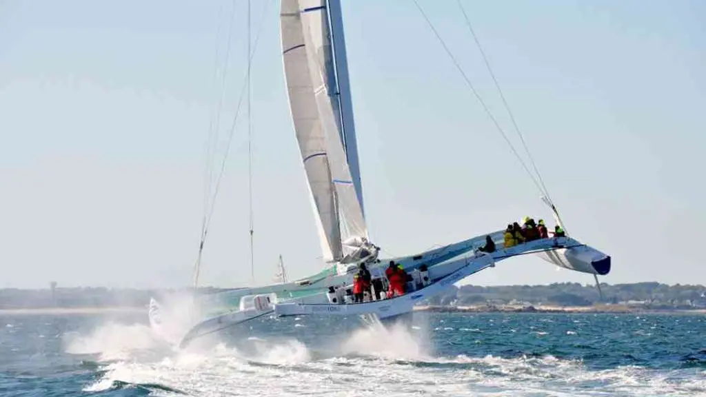 Bateau course au large Nautic sport