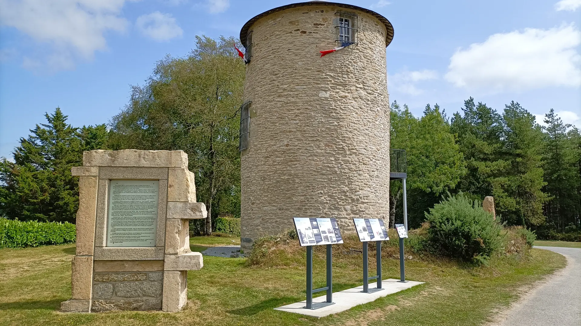 2024-chemin-de-mémoire-plumelec (4)
