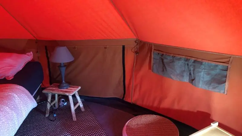 25_12_34_CampingBroceliande_Tente