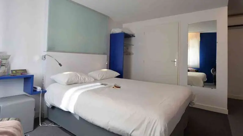 hotel-ibis-styles-vannes-chambre