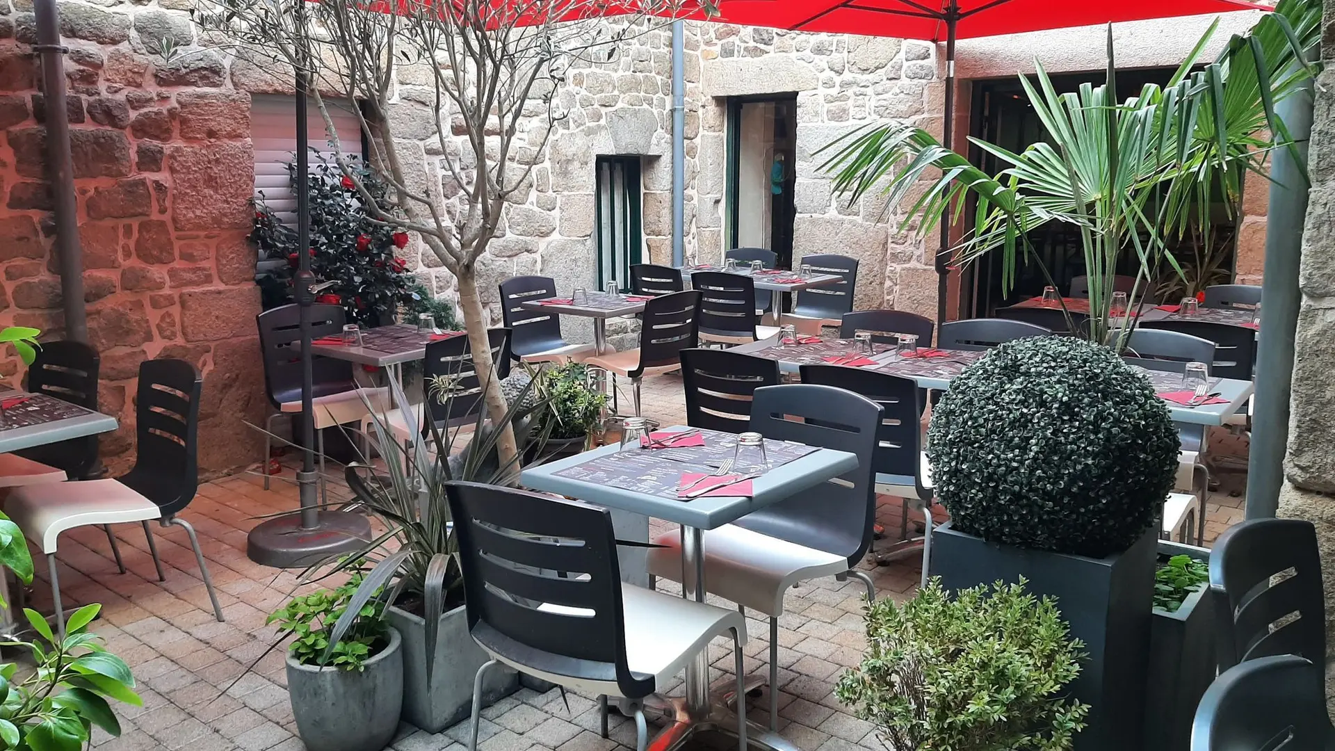 terrasse-restaurant-brasserie-dame-de-caro-carnac