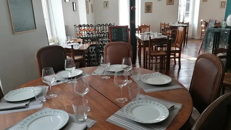 Restaurant - Traiteur - salle restauration - Terre des sens - Ploërmel