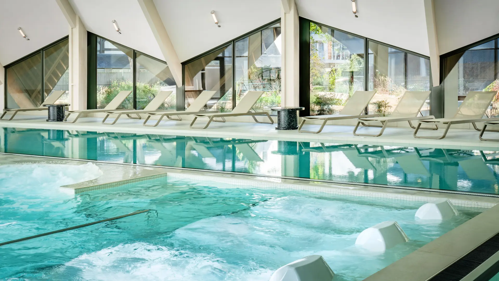 thalazur-spa-carnac-bassin-alcoves