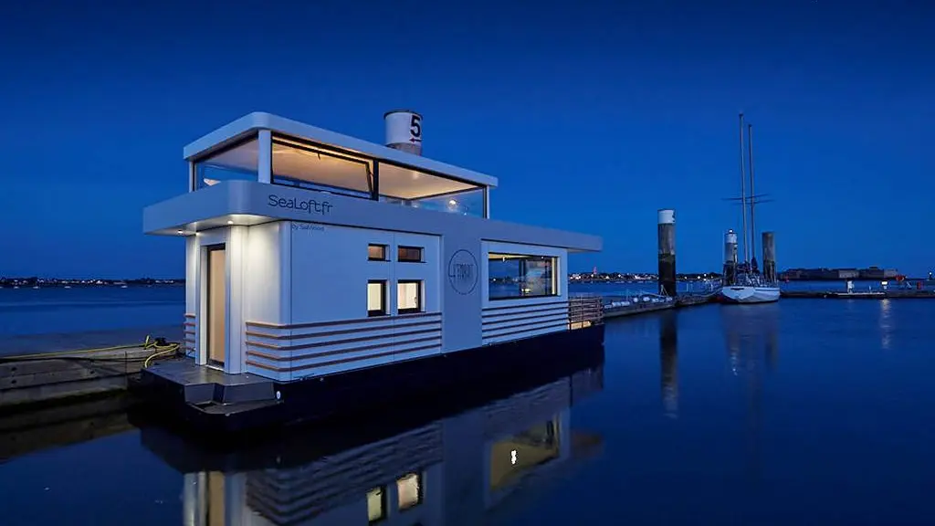 coin bureau - Lodge boat Lorient