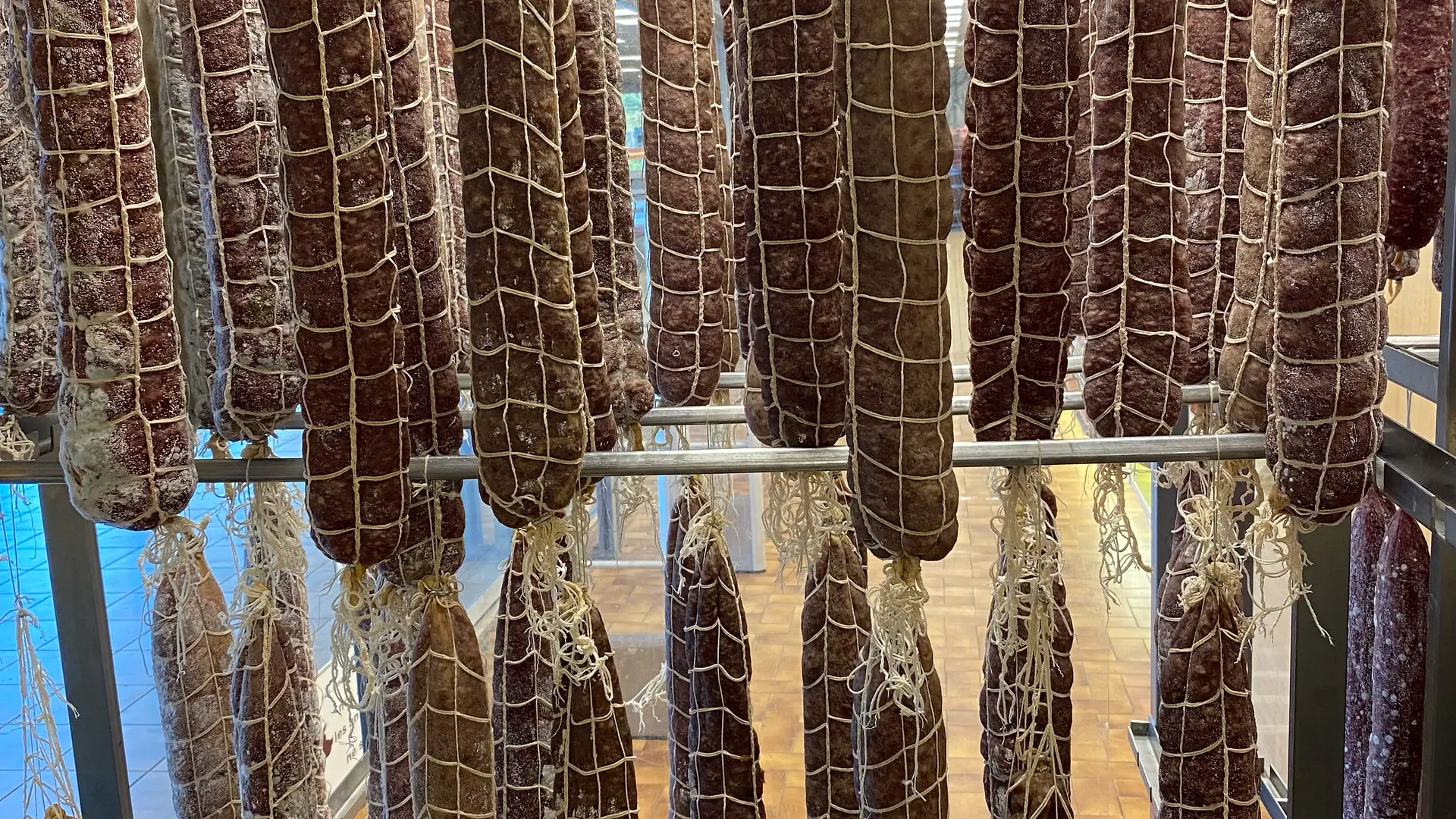 A59B89E6-2A70-444C-ABEC-200C469832C4