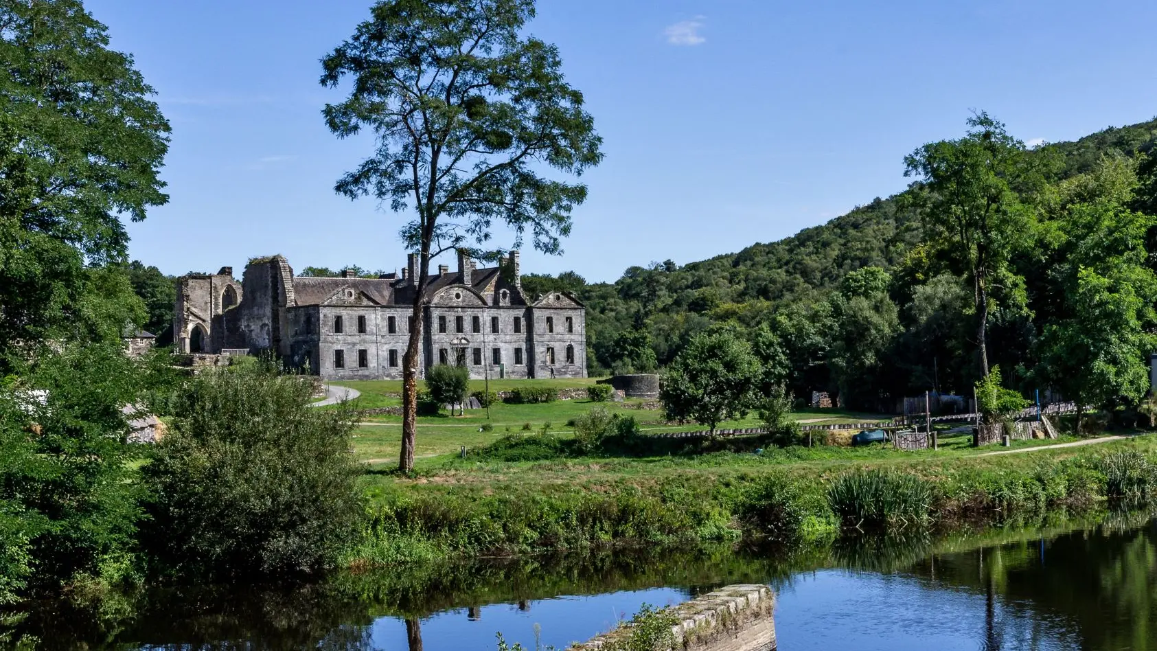 Abbaye de Bon Repos