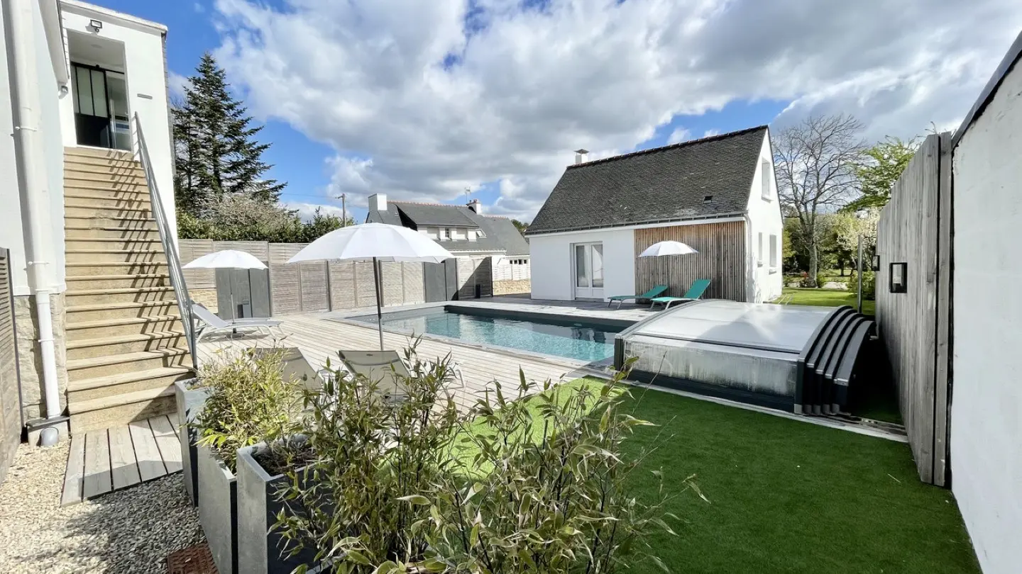 Aurelie-gazave-conciergerie-carnac-piscine